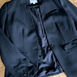 Black Ann Taylor LOFT blazer size 2 petite